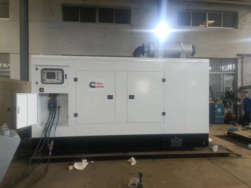 重慶康明斯450千瓦靜音發(fā)電機(jī)組 發(fā)往海外